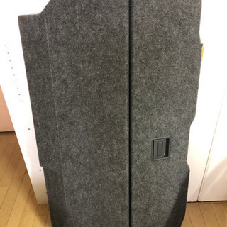 3代目エスティマ用ラゲッジボード