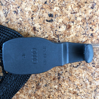 アウディ純正のラゲージネットの画像