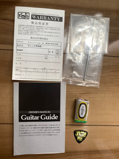 エレキベース　Sterling by MUSIC MAN SUB 