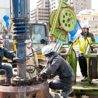 力仕事じゃない＝男性・女性共に活躍出来る！最大月給48万！建築基礎工事作業員の画像