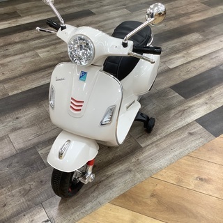 電動バイク　Vespa(ベスパ) ホワイトのご紹介です。