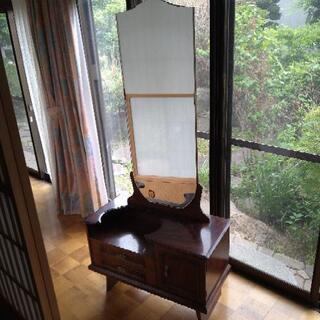 鏡台の画像