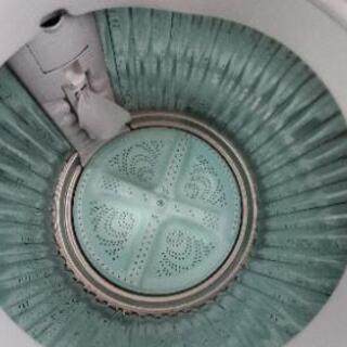 SHARP 洗濯機 5.5kg 実働  5月の25、26日  6月1日のどれかに取りに来ていただける方限定 あげますの画像