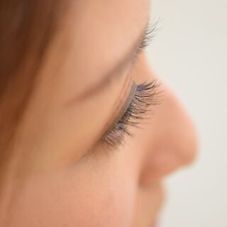 【アイリスト(施術者）】急募＠鶴見駅 徒歩2分の画像