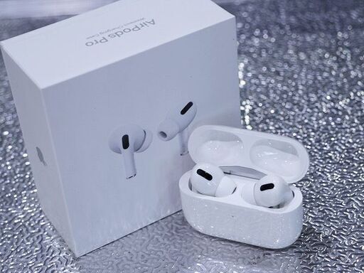 【苫小牧バナナ】美品 Apple MWP22J/A AirPods Pro with Wireless Charging Case アップル ワイヤレス イヤホン エアーポッズプロ au購入品♪