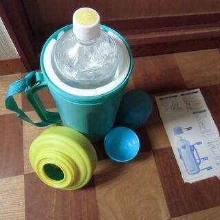 Imotani イモタニ 1.5L ペットボトル クーラー ペットボトル 保冷ボトル（日本製） お譲りします。＊石川県＊美川より＊期間限定の画像