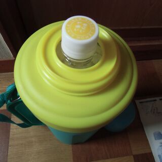 Imotani イモタニ 1.5L ペットボトル クーラー ペットボトル 保冷ボトル（日本製） お譲りします。＊石川県＊美川より＊期間限定の画像