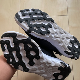 ナイキ　リアクト　エレメント　55