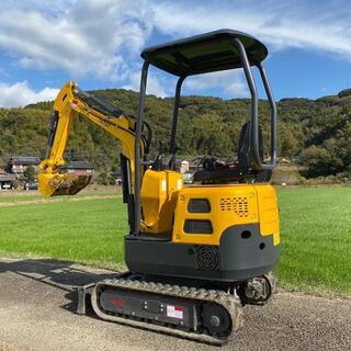 ミニショベル 　ミニユンボ　YE15T　ヤンマーディーゼル3気筒エンジン　1.5トン　爪バケット　平バケット付き　　全国送料無料！ブレカー配管付き！家庭菜園 農作業 簡単な伐採 お庭のリフォーム 野外軽作業 災害対策などにの画像