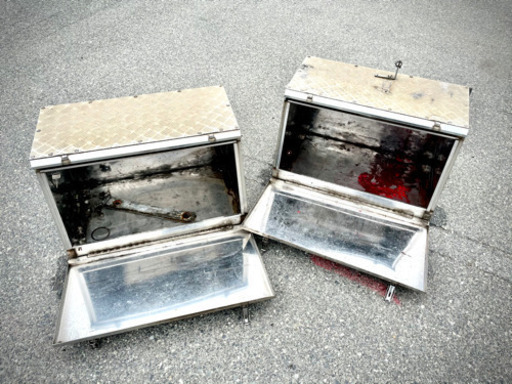 ▼トラック，トレーラー車載ステンレス工具箱　大