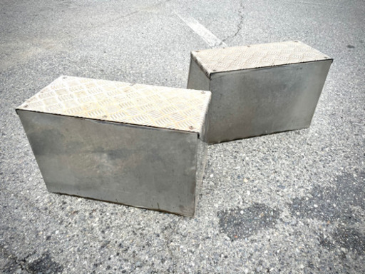 ▼トラック、トレーラー用ステンレス製工具箱　小