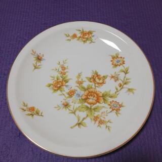 花柄のお皿