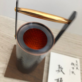 新光金属 純銅 黒銅仕上げ 真心 鎚目一輪挿し 手桶小 BC-1303の画像