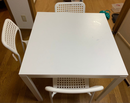 IKEA ダイニングテーブル