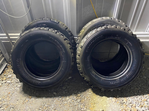 195R16C ジムニー　ヨコハマジオランダーMT