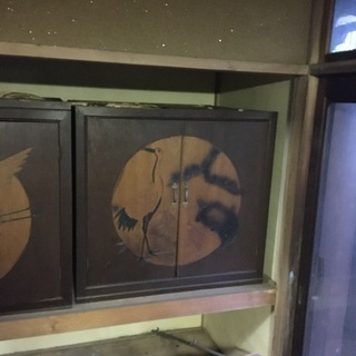 縁起が良さそうな物入れ。2つセットの画像