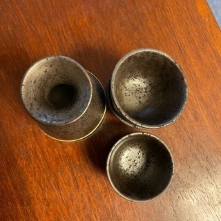 溶岩焼　お緒と徳利の画像