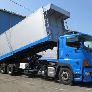 10tトラックドライバー（木材チップ専用ダンプ車）｜和歌山県和歌山市の画像