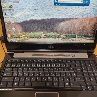FUJITSU ノートパソコン