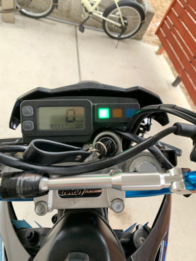 dトラッカー250