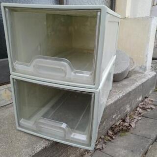 衣装ケース色々ありますの画像