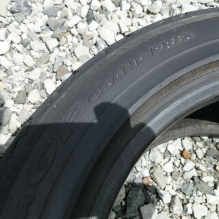 手渡し 残溝少 タイヤ 2本 廃タイヤ Yokohama DNAグランプリ 205/55R16 205-55-16 ヒビ割れ 処分 遊び用？ 横浜タイヤ ヨコハマタイヤの画像