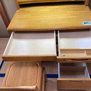 【無料】学習机　差し上げます。の画像