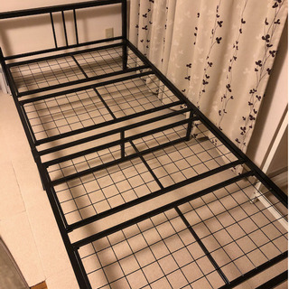 組み立て式シングルベッドの画像
