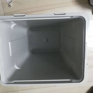 ゴミ箱（蓋付き・45L）　譲りますの画像