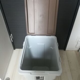 ゴミ箱（蓋付き・45L）　譲りますの画像