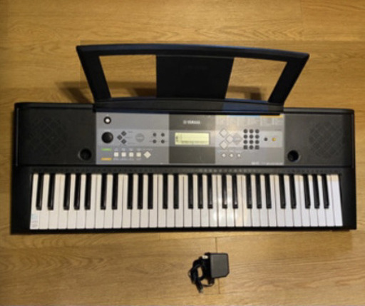 ★値下しました【美品】YAMAHA キーボード　PSR-E233