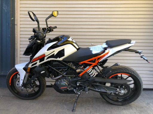 売却済み　有難う御座いました　KTM DUKE125（デューク125）　2019年車！　781ｋｍ！　程度良好♪