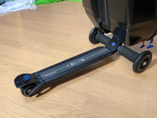 キックボード付きキャリーケース サムソナイト製マイクロスクーター・キックボード仕様 早め決済で値下げ対応可