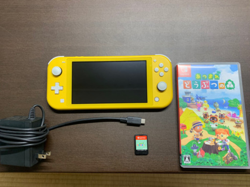 値下げしましたSwitchライト　イエローとあつ森のセット