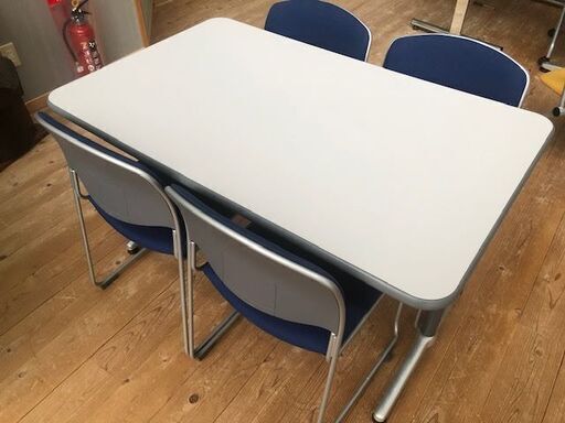 来客応対テーブルセット(椅子青）