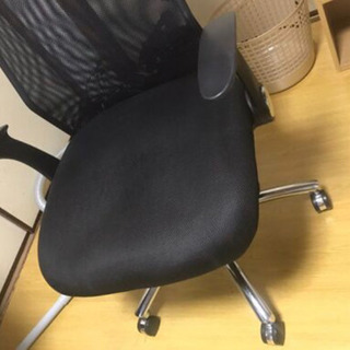 引き渡し予定者決定：【美品】オフィスチェア　リモートワーク用に！の画像