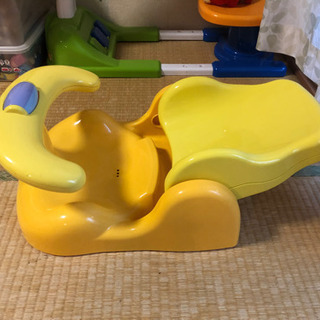 アップリカ  バスチェアの画像