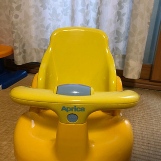 アップリカ  バスチェアの画像