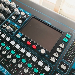 高音質 Allen & Heath QU-16 デジタルミキサー /純正キャリーバッグ