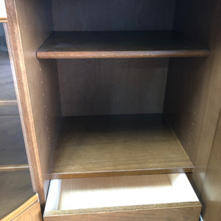 受け渡し予定者決まりました　サイドボード　取りに来てくれる方に０円でお譲り致しますの画像