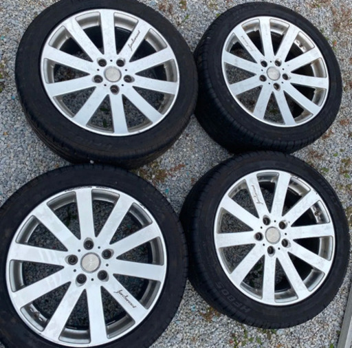 18インチアルミホイール　タイヤほぼ新品