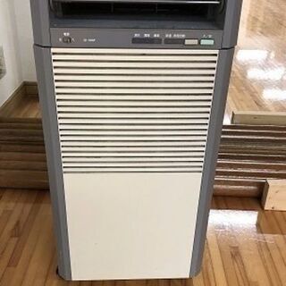 大型　除湿機