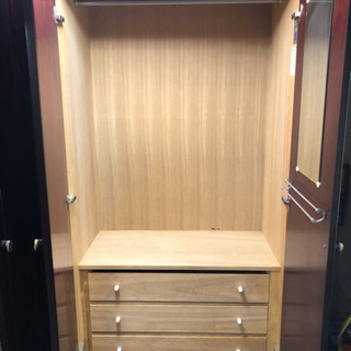 タンス四棹　取りに来てくれる方に0円で差し上げます。の画像