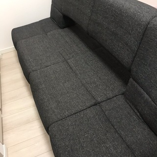 御徒町近辺！ソファベッド　3-4人掛けの画像