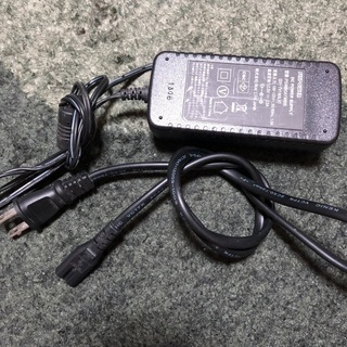16型　DVD内蔵　デジタルハイビジョンLEDテレビの画像