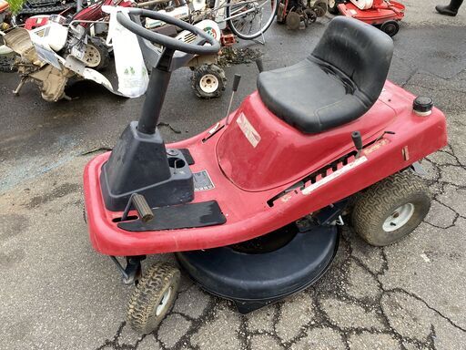 昨年まで使ってて今年になってエンジンかからずジャンク 乗用芝刈り機 グリーンライダー GreenRider 12.5馬力 厚木市