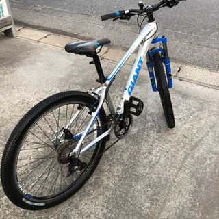 比較的に綺麗GIANT ROCK XS マウンテン バイク 26インチ 21段変速