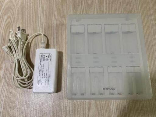 ジャンク　サンヨー SANYO ユニバーサル　充電器 エネループ eneloop 本体NC-TGU01 電源アダプタ
