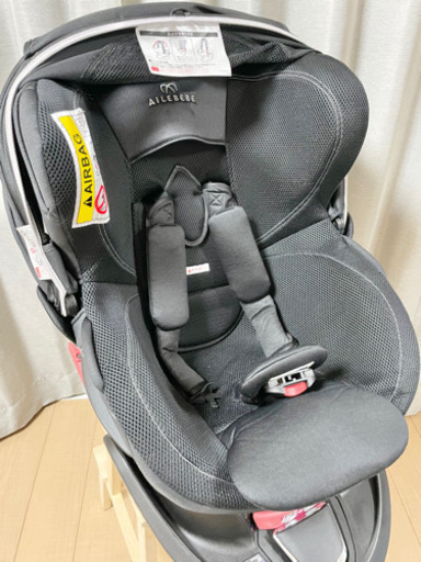 【良品】エールべべ チャイルドシート クルット 4s グランス プラチナブラック