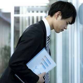 やりたいことで食べていけるのか、不安な男性！